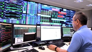 Itaipú marca hito histórico en entrega de energía a la ANDE