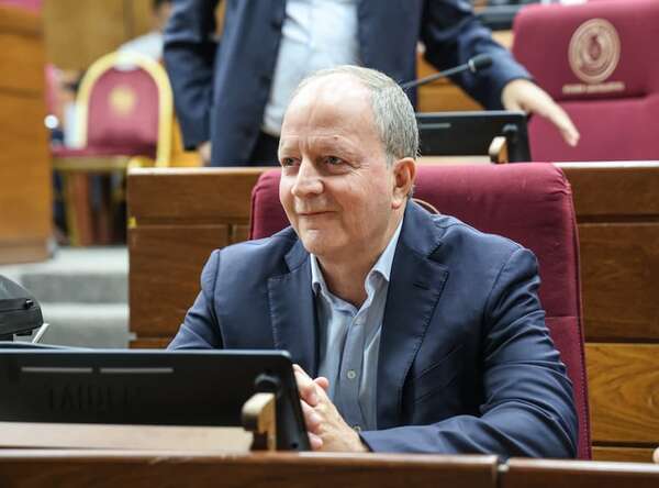 Caja fiscal: MEF acompaña versión Diputados de reforma y reconoce apertura de docentes - Economía - ABC Color