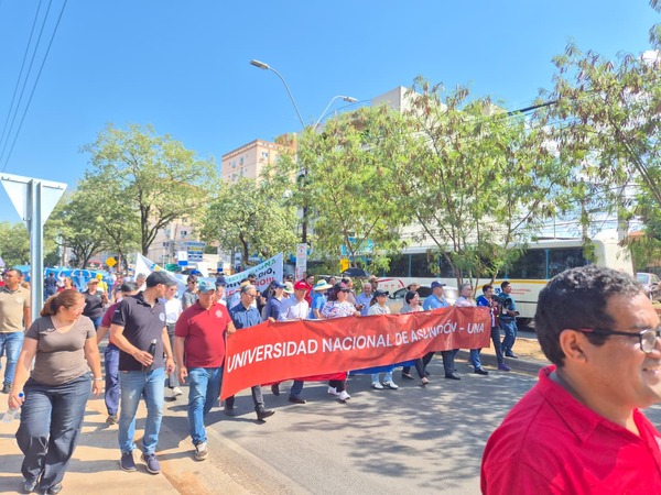 Fugaz aprobación de delicada reforma fiscal se daría hoy