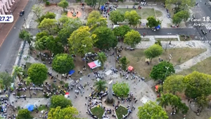 Reforma de Caja Fiscal: Manifestantes y numerosos policías se instalan en zona del Congreso