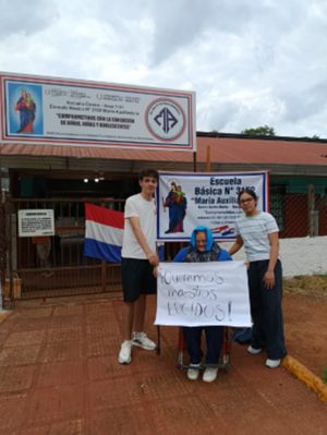 Estudiantes se suman a manifestación en Encarnación contra la reforma de la Caja Fiscal