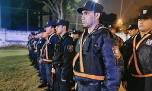 Más de cien policías piden retiro por reforma de Caja Fiscal - Noticiero Paraguay