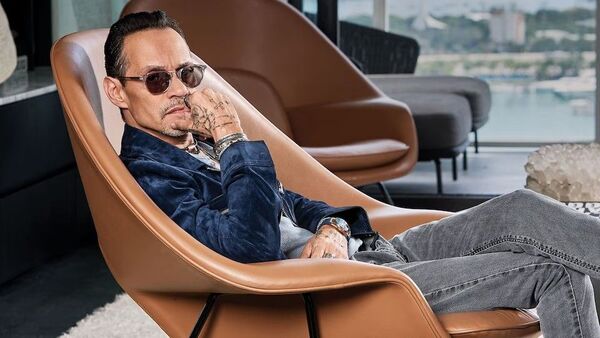 Popular / Marc Anthony confiesa que para calmarse... ¡se vuelve costurero!