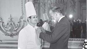 100 años del nacimiento de Paul Bocuse, el chef que hablaba con su gallo e inspiró a Ratatouille  - Gastronomía - ABC Color