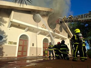 La Catedral de CDE inicia un camino de reconstrucción tras el incendio