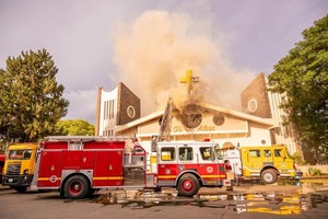 Junta Municipal declara emergencia por incendio en la Catedral San Blas - ADN Digital