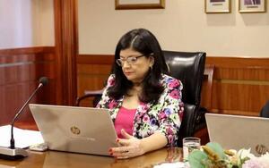 Ministra Llanes preocupada por casos de magistrados vinculados a la mafia de los pagarés