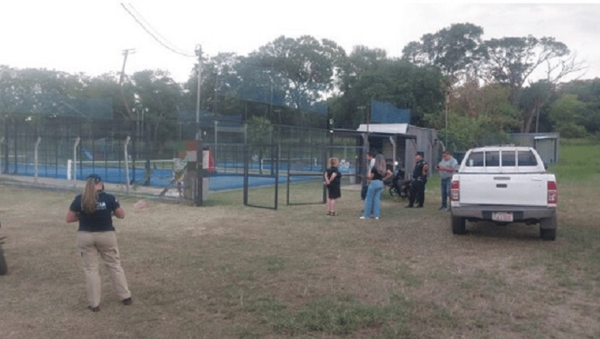 Joven fallece tras sufrir descarga eléctrica en complejo deportivo de Luque - Noticiero Paraguay