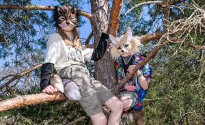 Se sienten perros, gatos y lobos: la moda de los "therians" llega a Paraguay