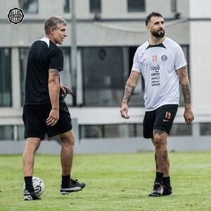 Martín Palermo desmiente a Lucas Pratto: “Eso de que casi llegamos a las manos no es cierto” - Olimpia - ABC Color