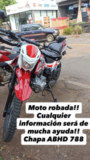 Tras superar un accidente le robaron su única herramienta de trabajo, su motocicleta