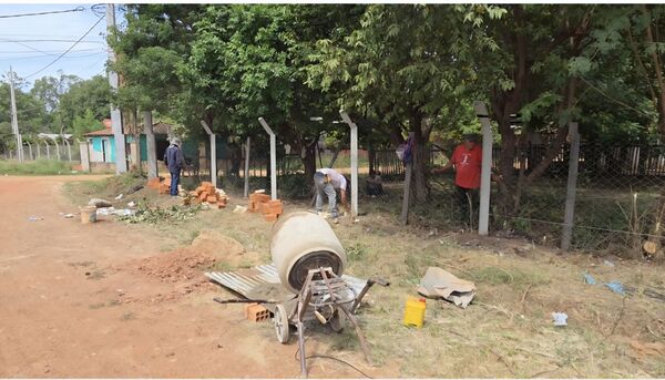 Escuela Subvencionada Juan Pablo II recibe apoyo de la Gobernación - Concepción al Día