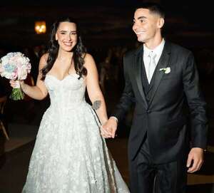 Miguel Almirón cumple 32. Leé el conmovedor mensaje que le dedicó su esposa - Gente - ABC Color