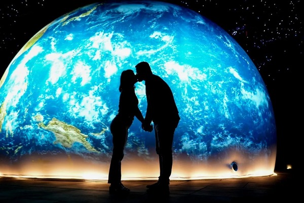 Febrero en el MuCi: del amor cósmico a la exploración del universo