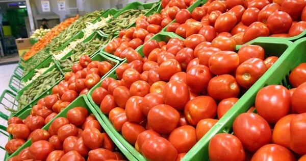 Diario HOY | Supermercadistas piden autorizar importación para bajar el precio del tomate