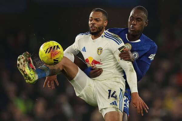 Chelsea y Manchester United tropiezan en la Premier League - Fútbol Internacional - ABC Color