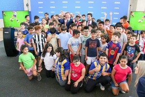 Conmebol y Ministerio acuerdan protección de niños y niñas mediante la práctica del deporte - ADN Digital