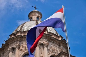 Oposición busca crear un solo partido socialdemócrata