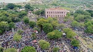 Presión docente obliga al Senado a postergar reforma de la Caja Fiscal