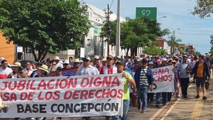 Docentes salieron a las calles en todo el país “por una jubilación digna”