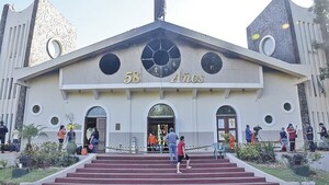 CDE: Clausuran Catedral siniestrada ante riesgo de que el techo colapse