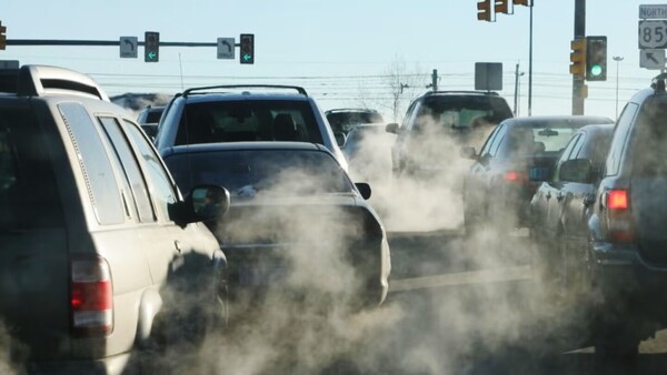 Trump dará de baja ley medioambiental sobre emisiones