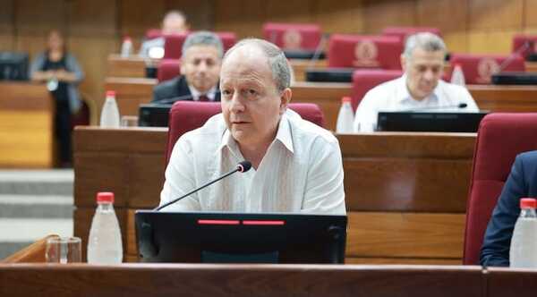 Economía evaluará cambios propuestos a la Caja Fiscal antes de dar su ‘visto bueno’ - Noticiero Paraguay