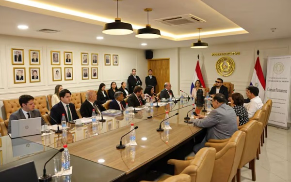 ¿Por qué la Corte tarda en frenar la mafia de los pagarés?