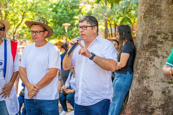 Politizaron la manifestación de docentes en Ciudad del Este - ADN Digital