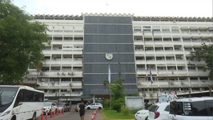 IPS admite falta de catéter para diálisis