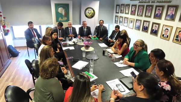 Gremios judiciales denunciarán a Fiscalía por faltante en Caja Fiscal y habrá cese de actividades