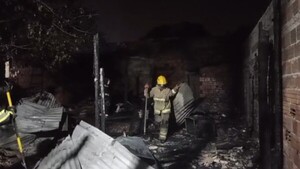Piden oración y ayuda para una familia que perdió su casa en un incendio
