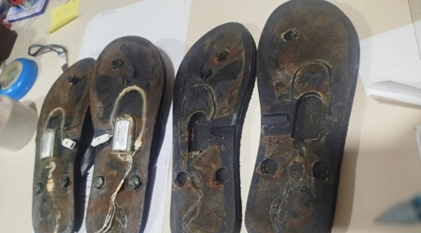 Detectan explosivo oculto en zapatillas en Tacumbú