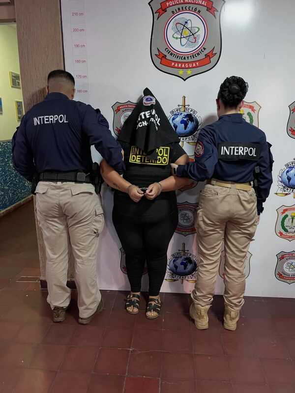 Popular / Atrapan a buscada internacionalmente por jejuka