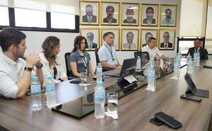 Cambian a directores y consejero del Parque Tecnológico Itaipú  - Economía - ABC Color