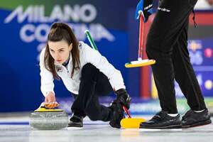 Constantini, bronce en curling, critica federación por convocar a hija de seleccionador  - Polideportivo - ABC Color