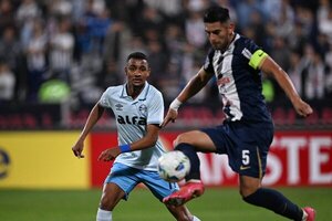 Alianza Lima anuncia salida de Carlos Zambrano tras denuncia por abuso sexual
