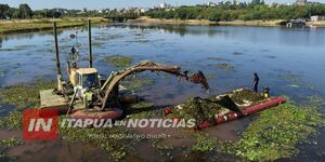 DRAGA ANFIBIA YACYRETÁ XX SE INCORPORA A LABORES DE LIMPIEZA EN EL POTIY