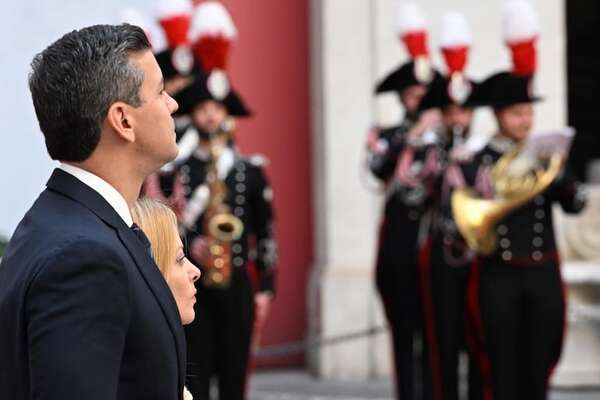 Peña se reúne con Meloni en Roma y hablan de cooperación bilateral y nuevas oportunidades - Mundo - ABC Color