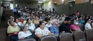 Docentes de la UNA anuncian una gran movilización este viernes a nivel país - Nacionales - ABC Color