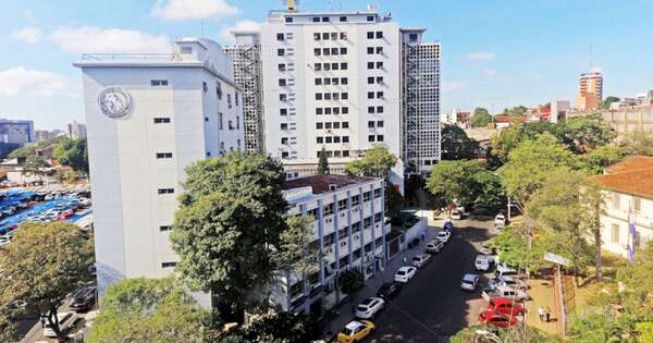 La Nación / Reclaman a banco Atlas millonaria suma por intereses no acreditados