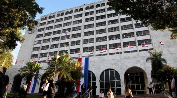 Defensores públicos rechazan propuesta de reforma y cuestionan supuesto déficit en la Caja Judicial