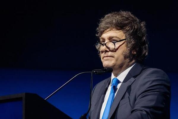 Senado argentino aprueba reforma laboral de Milei