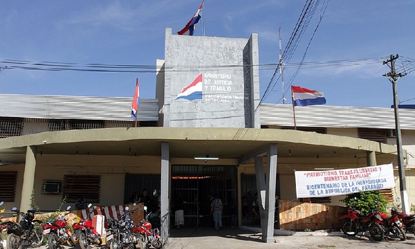 En Tacumbú, mujeres son sometidas a controles en cuclillas durante visitas - OviedoPress