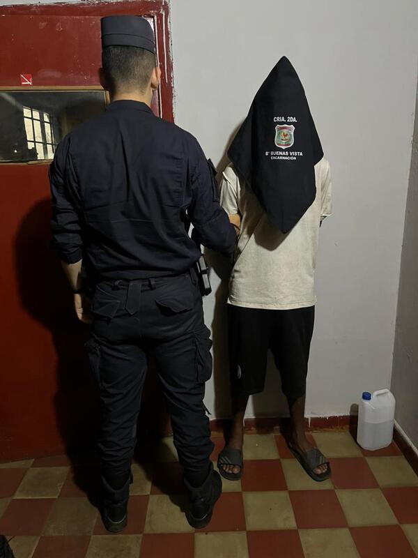 Detienen a joven con antecedentes tras hurto a local comercial en Encarnación