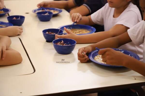 Hambre Cero llegará a 7.000 escuelas desde el inicio de clases - ADN Digital