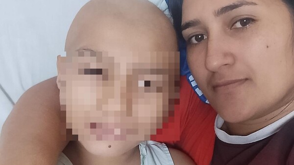 Niño de 12 años fue al hospital por apendicitis y descubrieron que tiene leucemia, su madre pide ayuda