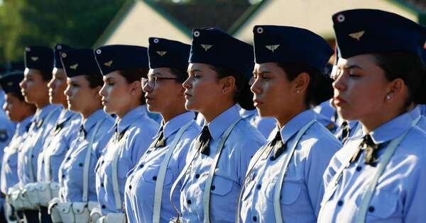 La Nación / Cimefor: 1.200 mujeres y 800 hombres culminan la promoción 2026