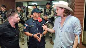 Video: La llamativa presencia de reporteros holandeses en operativo policial en la Chacarita