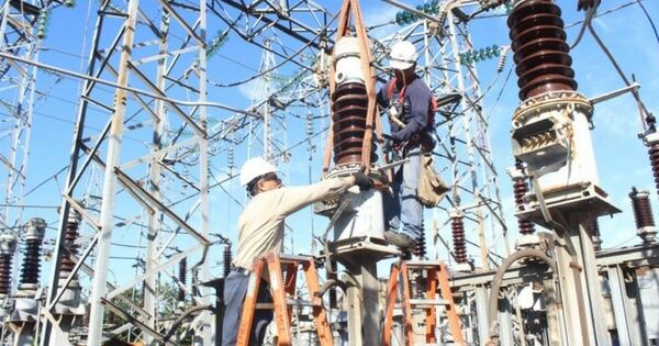 ANDE prevé déficit de potencia para 2030 y apuesta a la energía solar y al sector privado para evitar crisis